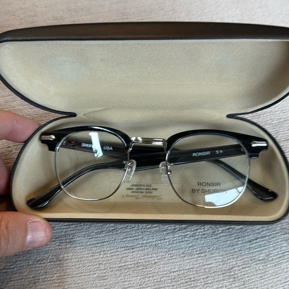 Shuron Ronsir Zyl Eyeglass Frames - Picture 1 of 10